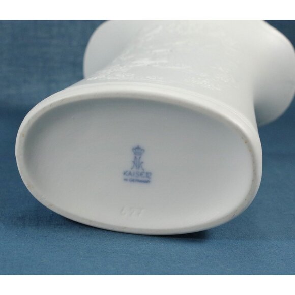 White Vase Kaiser West German Porcelain Vase 8" Tall Princess and Cat Relief - Picture 3 of 4